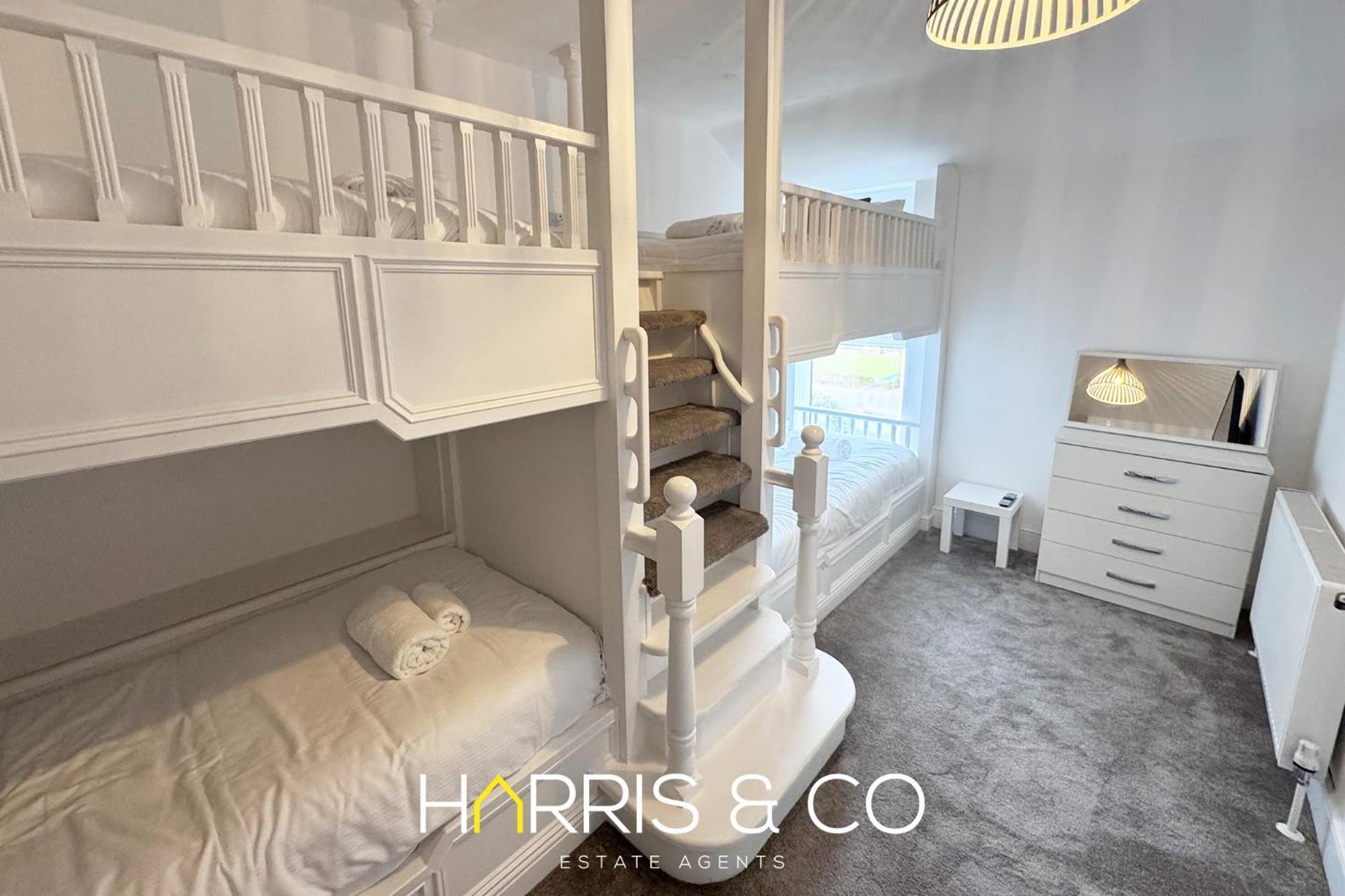 New Sandpiper Apartments Fleetwood Ngoại thất bức ảnh